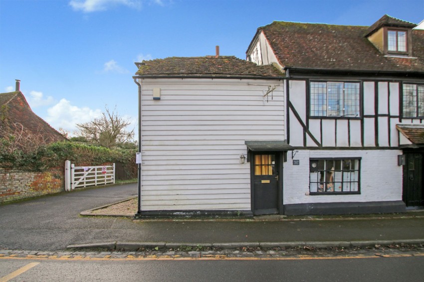 Images for High Street, Biddenden, TN27 EAID:139611823 BID:b2a64450-de58-4af0-89e8-c5f0d7c0bf38