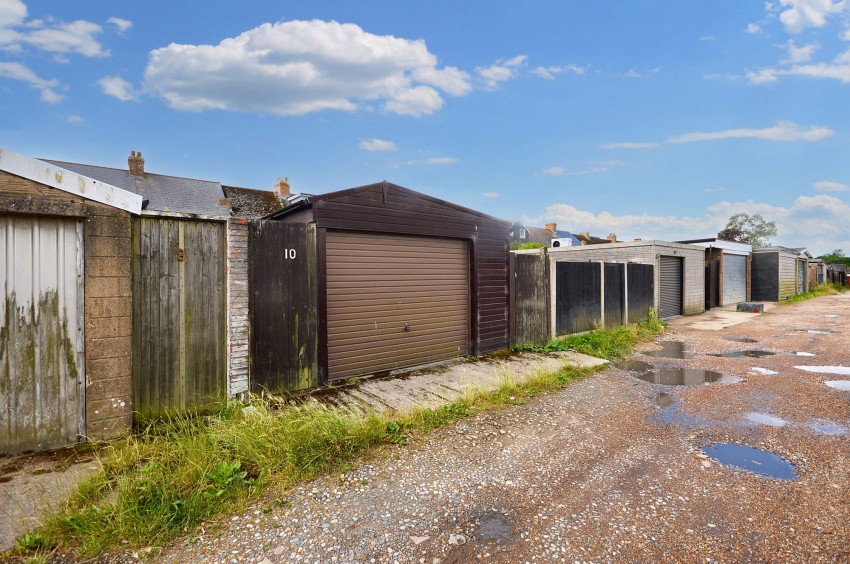 Images for Langdon Road, Folkestone, CT19 EAID:139611823 BID:abbe05da-9e8b-451c-985a-f32f1b9233da