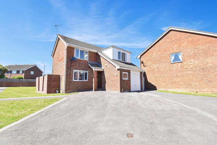 Images for Viburnum Close, Ashford, TN23 EAID:139611823 BID:88ac7338-5d4b-4c66-9569-220a2b3e3554