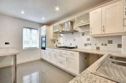 Images for Guernsey Way, Kennington, TN24