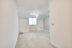 Images for Guernsey Way, Kennington, TN24