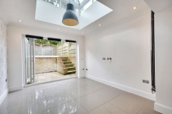 Images for Guernsey Way, Kennington, TN24