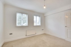 Images for Guernsey Way, Kennington, TN24